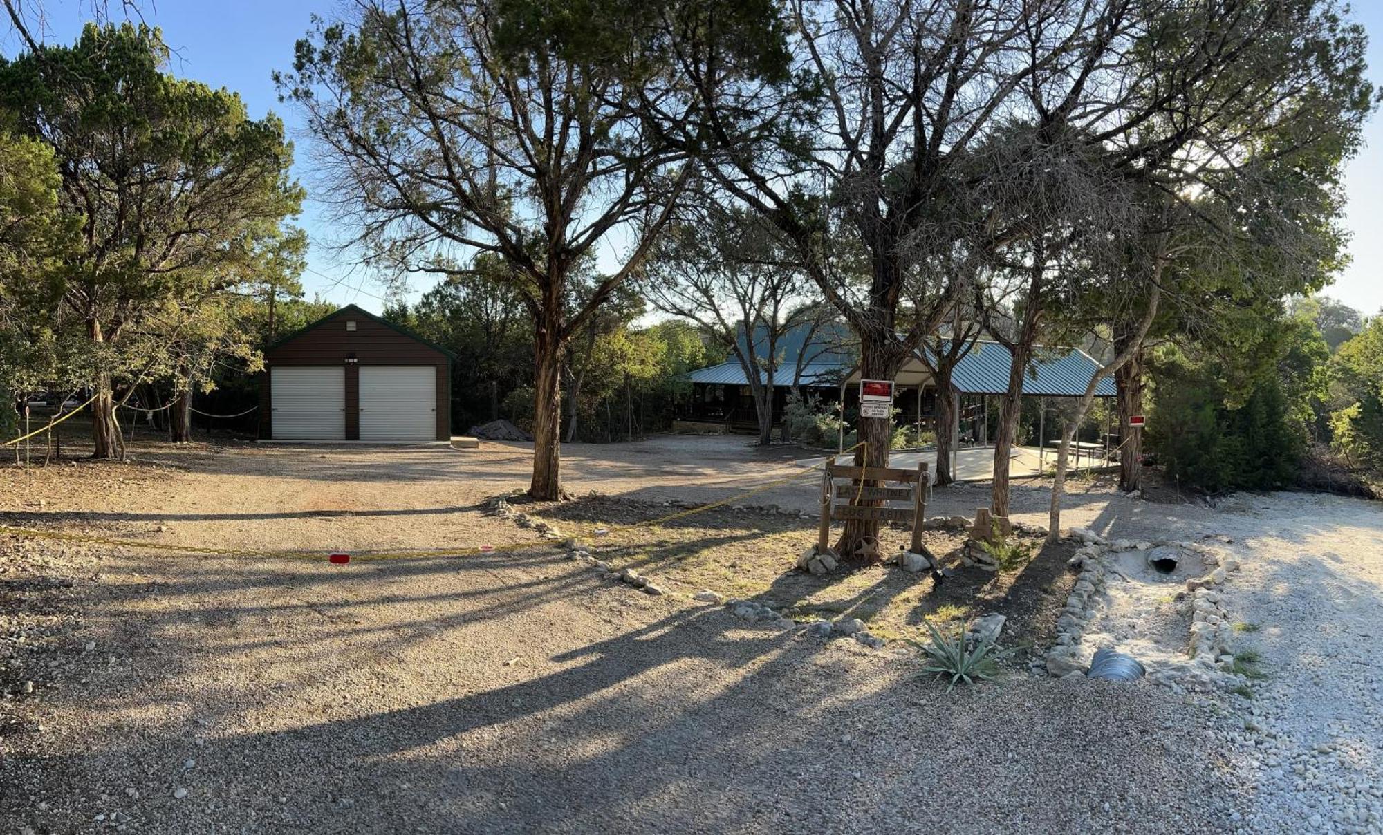Lake Whitney Log Cabin Lakewood Harbor Exterior photo